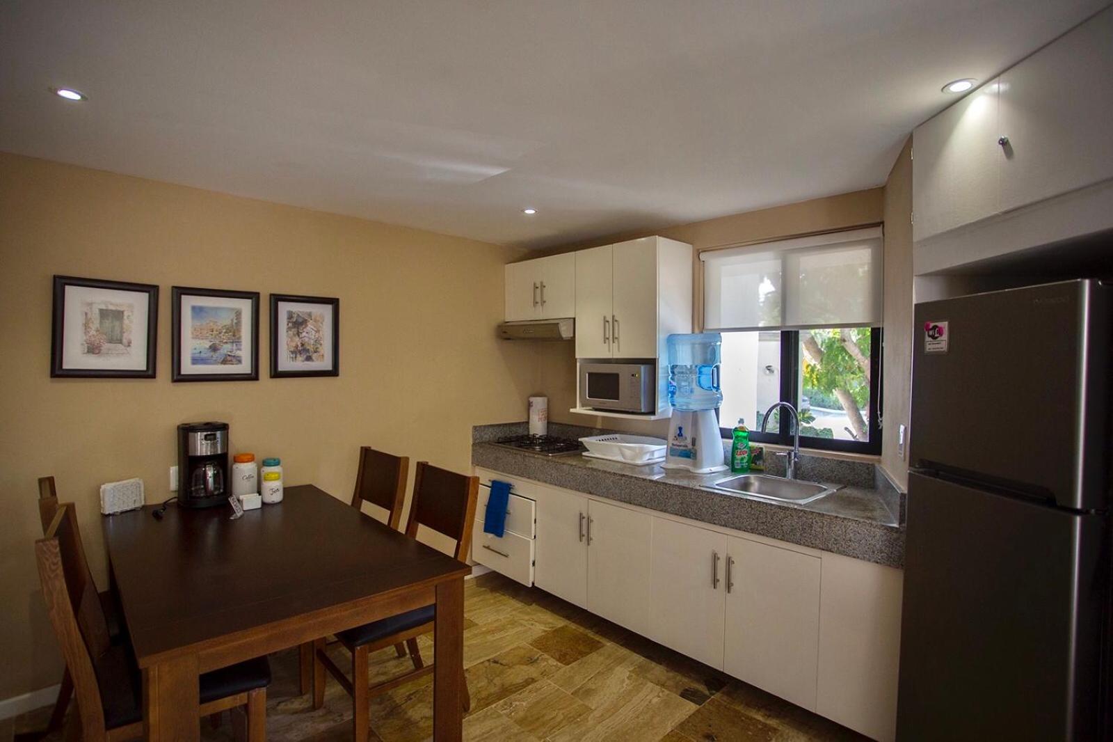 Loft With Pool - A Few Steps From The Beach! カンクン エクステリア 写真